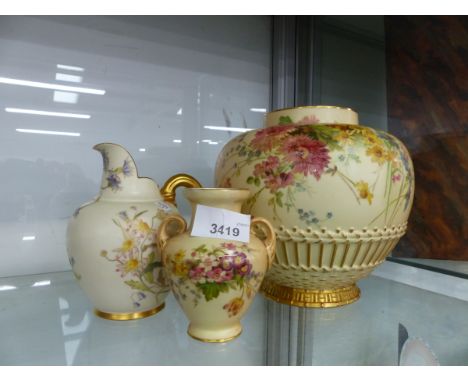 THREE ROYAL WORCESTER BLUSH IVORY VASES. 