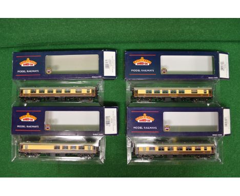 Bachmann Branch Line, four BR Mk1 Pullman cars, FP 1st Class Emerald, SK Kitchen 2nd Class Car No. 332, FK Kitchen Eagle and 