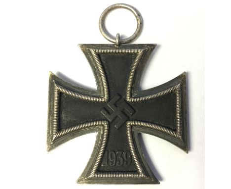 WW2&nbsp;Eisernes Kreuz 2. Klasse 1939. Iron Cross 2nd Class 1939. No ribbon. No makers mark to ring.