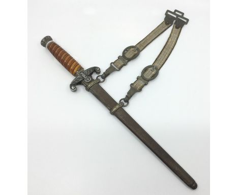 WW2 Third Reich Blankwaffen Heeres Offizierdolch. Army Officers dagger 1935 pattern. 25cm long double edged blade maker marke