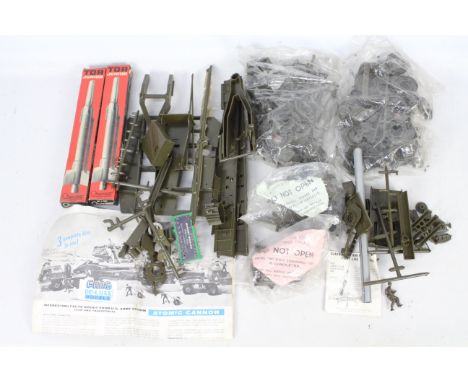 Frog - Quercetti - 3 vintage model kits, an unboxed Frog De-Luxe Atomic Cannon and two boxed Quercetti Tor Junior Rocket kits