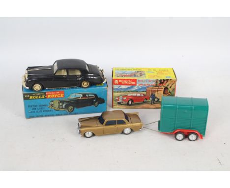 Lucky Toys - OK Toys - 2 Rolls Royce models, a Silver Cloud III 2 door with Horse Box Trailer # 177 and a Silver Cloud 4 door