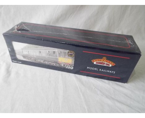 Bachmann Blue Riband - a DCC Ready OO gauge class 108 DMU 2-car unit,blue / grey, # 32-902, mint within factory sealed transp