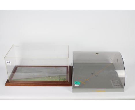 Models - Two perspex model display cases, one rectangular 20 x 26 x 47 cm  and the other with dome top 20 x 35 x 34 cm (2)
