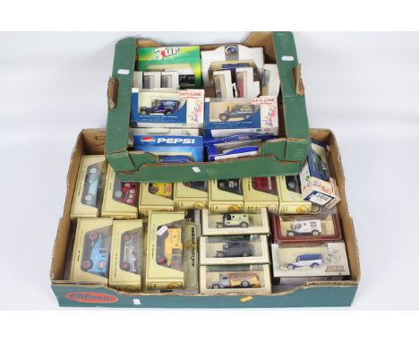 Matchbox, Lledo - 30 x boxed die-cast model vehicles - Lot includes a Matchbox 'Models of Yesteryear' Y-12 1912 Ford Model T,