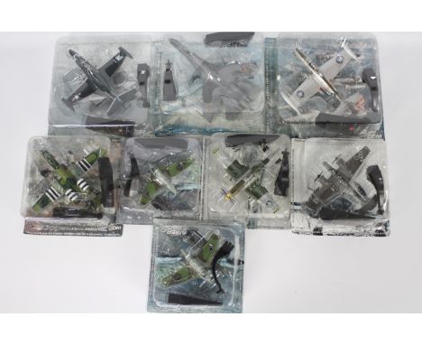 Amercom - 8 x blister-packed die-cast model aeroplanes - Lot includes a 1:72 scale 1944 Messerchmitt Me 163B Komet, a 1:72 sc