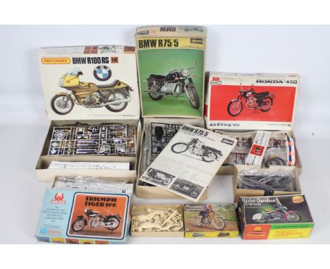 Hasegawa - Hales - Nitto - Matchbox - Life Line - 6 boxed motorcycle model kits including Ariel Arrow in 1:16 scale, Harley D