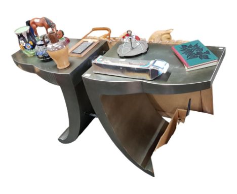 MODERN CONSOLE TABLE