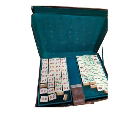 ANTIQUE ORIENTAL MAHJONG SET IN LEATHER CASE 