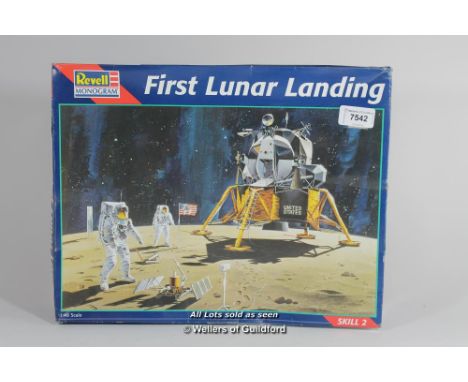 Revell, 1:48 scale First Luna Landing model kit, 85-5081, 1996 