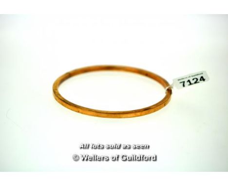 9ct rose gold fixed bangle, weight 8.3 grams