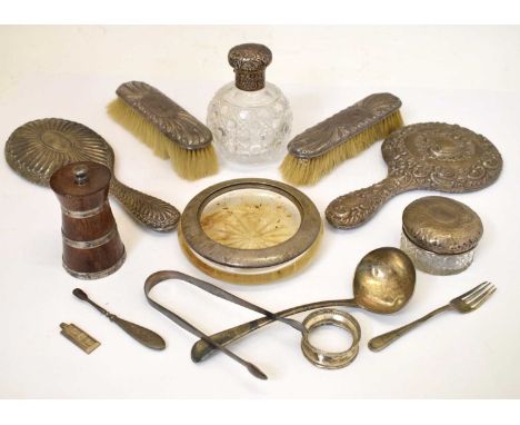 Mixed group of silver to include a George V silver banded pepper mill, Birmingham 1932, 9cm high approx, silver-lidded perfum
