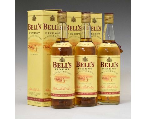 Bell's Finest 'Extra Special' Old Scotch Whisky, Perth, 3 bottles in card cases