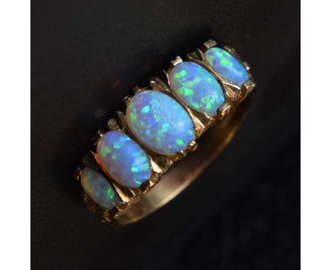 9ct gold ring set five graduated opal cabochons, size P approx, 3g gross approx