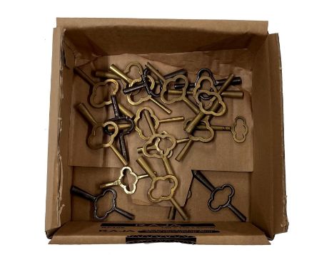 Twenty carriage clock keys (20) 