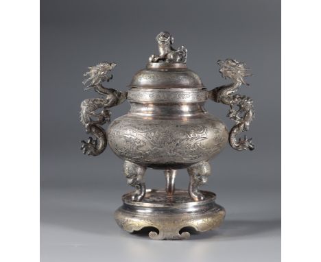 China burns perfume decor of dragons Qing periodRegion: CHINASizes: H=210mm L=190mmWeight (K): 0.690kgState: at first glance 