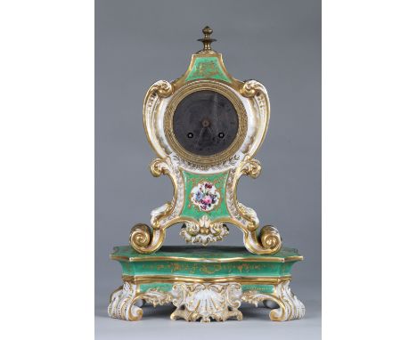 Paris porcelain clock early 19thSizes: H=360mm L=240mm l=130mmWeight (K): 3.550kgState: at first glance - good condition - no