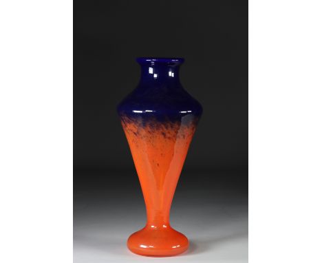 Schneider glass vase with shower foot in orange and blue shadesSizes: H=350mm D=160mmWeight (K): 1.960kgState: at first glanc