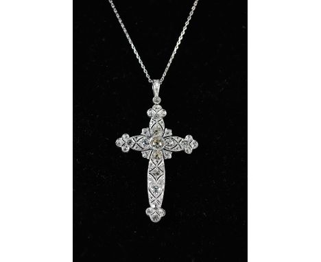 Platinum cross and diamonds + - 1.2ct around 1900Sizes: L=55mm l=35mmWeight (K): 0.013kgState: at first glance - good conditi