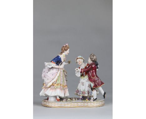 Germany porcelain group circa 1900Sizes: H=180mm L=170mmWeight (K): 0.914kgState: After verification - minor losses - no rest