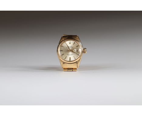 Collection model. ROLEX Datejust. 18ct gold. oyster with original stretch bracelet.Region: SWITZERLANDSizes: L fermee 85mm l=