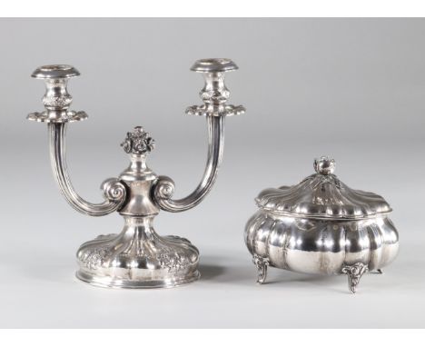 silver box and candlestick circa 1900Sizes: H chandelier=200mm L=220mm Boite H=140mm D=160mmWeight (K): 0.912kgState: at firs
