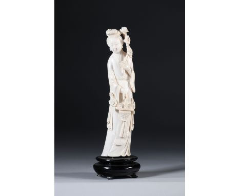 China sculpture of a young woman with a flowered basket circa 1920Sizes: H=270mmWeight (K): 0.420kgState: at first glance - g