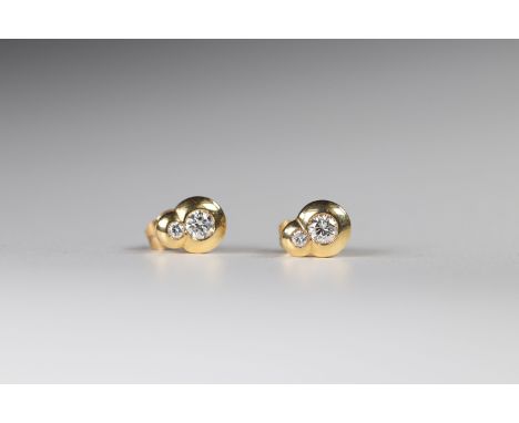 Pair of earrings in gold (18k) brilliant cut diamonds (0.35 ct) + 0.07ct top qualitySizes: L=17mm l=9mmWeight (K): 0.003kgSta