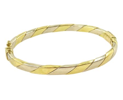18ct white and yellow gold bangle, stamped 750Condition Report:Approx 12.5gm, 