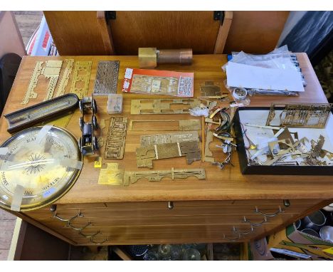 Brass model Leema railway engine and accessories together with a barometer face and a Victorian brass thermometer.