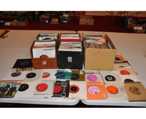 FOUR SINGLES CASES AND A TRAY CONTAINING APPROX THREE HUNDRED 7in SINGLES artists include The Marmalade, Freddie and the Drea