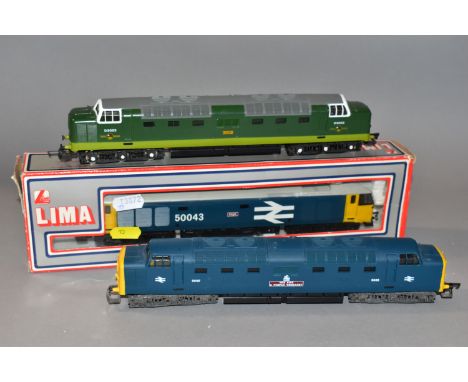 A BOXED LIMA OO GAUGE CLASS 50 LOCOMOTIVE, 'Eagle' No.50 043, B.R large logo blue livery (L205142), missing buffers from one 