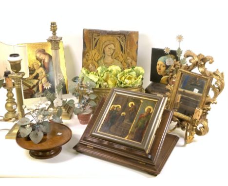 COLLECTABLES, A CHINOISERIE DECORATED OCTAGANOL BOX, A MODERN TWO LIGHT GIRANDOLE, A BOOK STAND, LAMPS AND SUNDRY