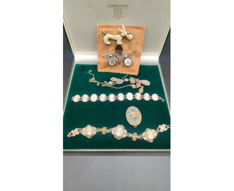 A selection of jewellery; vintage cameo bracelets , 2 spider brooches, art deco dog brooch &amp; Italian mosaic necklace and 