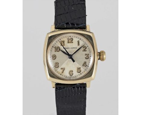A RARE GENTLEMAN'S 9CT SOLID GOLD ROLEX OYSTER CENTRE SECONDS WRIST WATCHCIRCA 1930s, REF. 2420 WITH SILVER TWO TONE QUARTERE