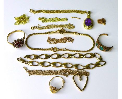 A group of 9ct gold jewellery, including a flowerhead ring set with garnets, a/f one stone missing, size T, a heart shaped pe