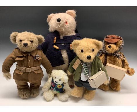 Toys &amp; Juvenalia - a Paddington bear, 44cm high; other teddy bears including Merrythought, all unboxed (5) 