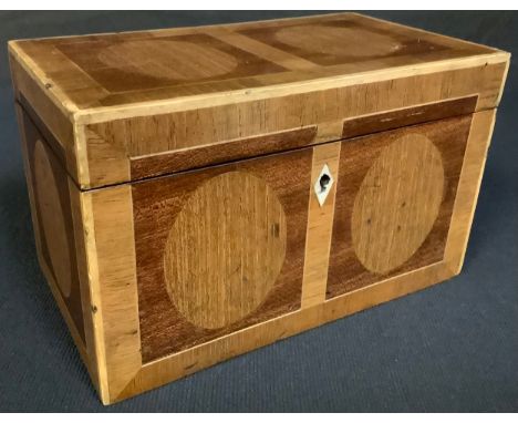 A George III design mahogany double-cube tea caddy, 18cm wide 