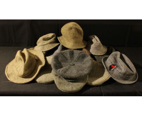 Textiles - a gentleman's Harris Tweed hat; other similar Harris Tweed hats and caps (14) 
