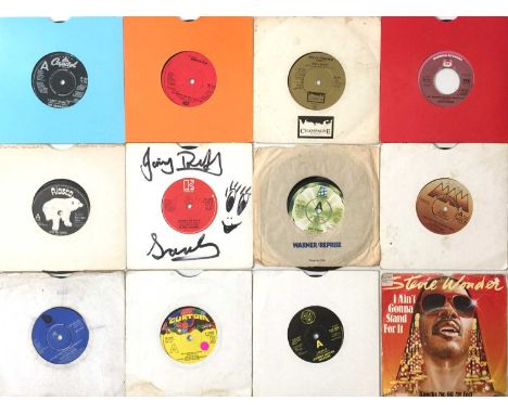 UK PRESSING 70'S SOUL SINGLES - A collection of around 1100 UK pressing 1970s Soul Singles including some 1960s. Collection t