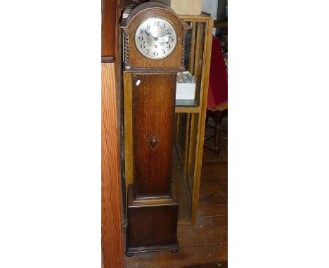 Oak cased grandmother clock