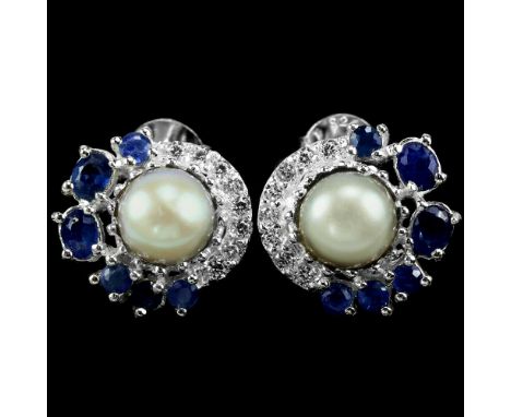 A pair of 925 silver earrings set with sapphires, grey pearl and white stones, L. 1.3cm.