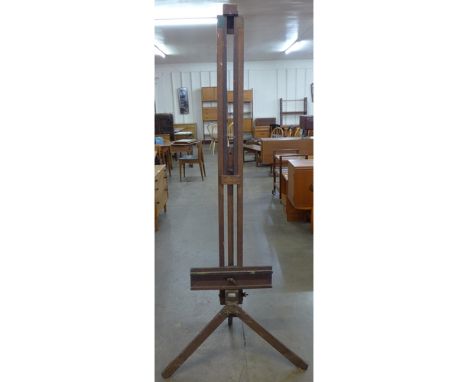 An early 20th century artists easel