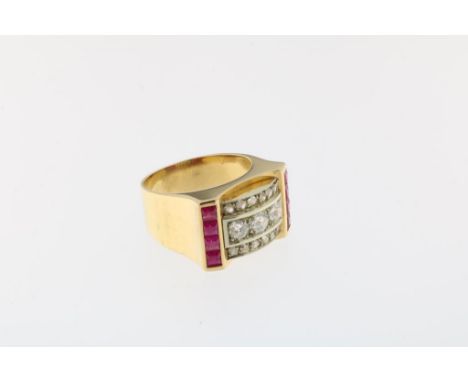 Yellow gold Art Deco ring, set with old cut diamonds, total ca.&nbsp;0.75 ct and square cut rubies, total ca. 0.40 ct, 750/00