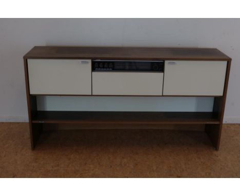 Teakhouten retro vintage Philips Stereo dressoir met radio en  pick-up, 70-er jaren, h. 75, br. 148, d. 37 cm.