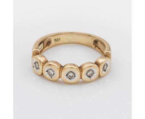 BrillantringGelbgold, gest. 585. Besetzt mit fünf Brillanten. Herstellerzeichen "miss H". Gew. ca. 4,11 g.Ring set with diamo