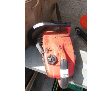 HOMELITE PETROL CHAINSAW