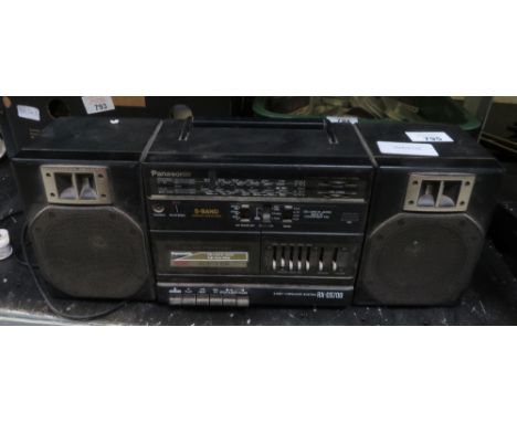 PANASONIC RXCS700 RADIO SPEAKER SYSYTEM