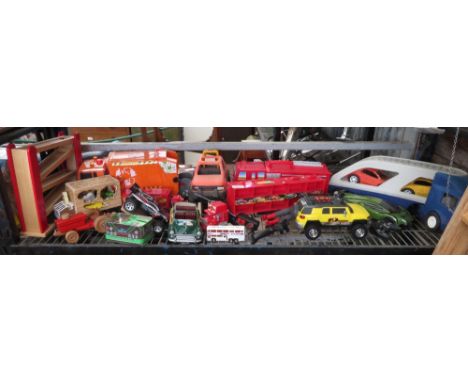 SHELF OF CHILDRENS TOYS &amp; REMOTE CONTROL CARS