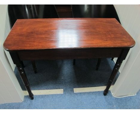 A GEORGIAN MAHOGANY D-SHAPED SIDE TABLE on ring turned legs 74cm (h) x 96cm (w) x 46cm (d)